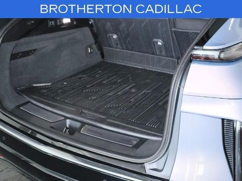 Used 2024 Cadillac Lyriq Luxury AWD/4WD image 27