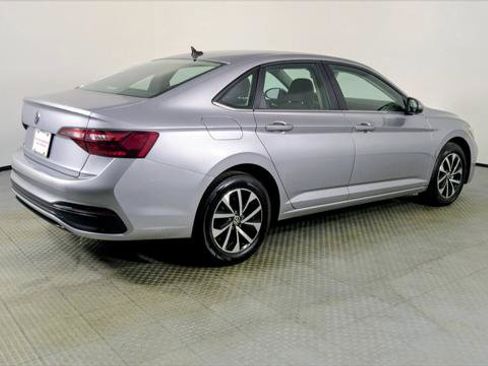 Used 2024 Volkswagen Jetta S FWD image 7