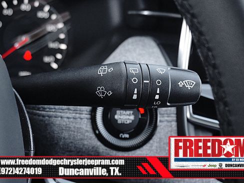 New 2026 Jeep Compass Latitude image 32