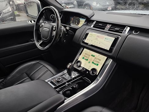 Used 2022 Land Rover Range Rover Sport HSE Silver Edition image 10