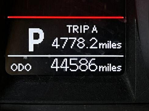 Used 2016 Toyota Corolla S Premium FWD image 11