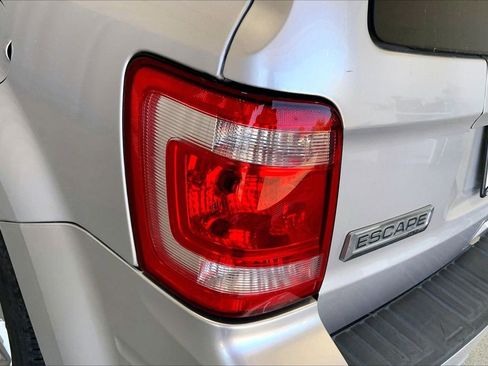 Used 2011 Ford Escape XLT image 13