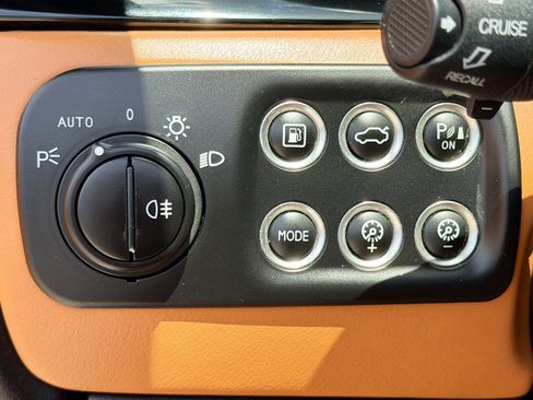 Used 2016 Maserati GranTurismo MC RWD image 31