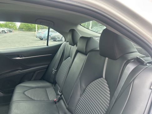 Used 2023 Toyota Camry SE image 17