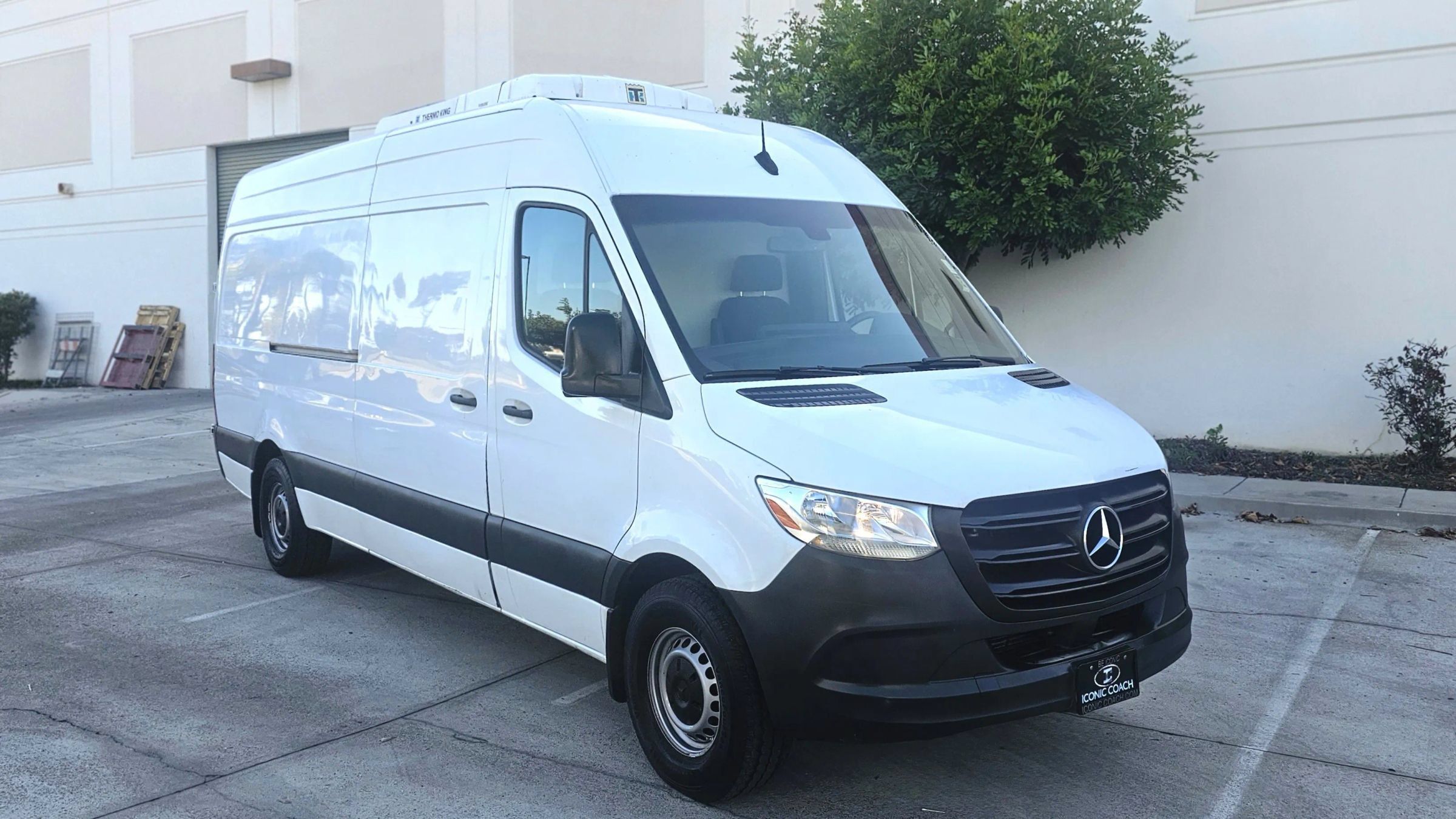 Used 2020 Mercedes-Benz Sprinter 2500 image 1