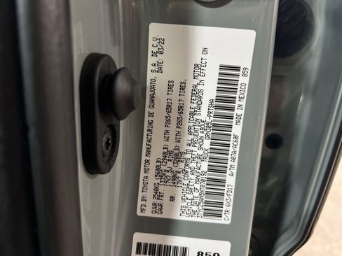 Used 2022 Toyota Tacoma TRD Sport image 29