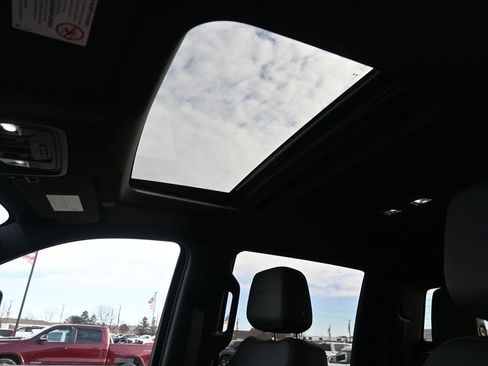 Used 2022 GMC Sierra 3500 AT4 w/ AT4 Premium Plus Package image 23