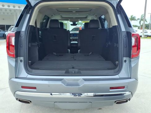 Used 2023 GMC Acadia Denali w/ Denali Ultimate Package AWD/4WD image 20