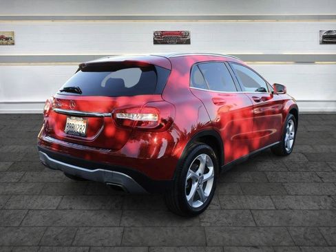 Used 2018 Mercedes-Benz GLA 250 image 7