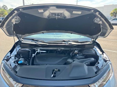 New 2026 Honda Odyssey Touring image 17