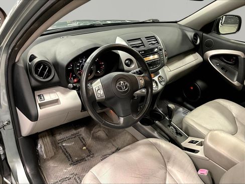 Used 2007 Toyota RAV4 Limited w/ Tow Prep Pkg AWD/4WD image 17
