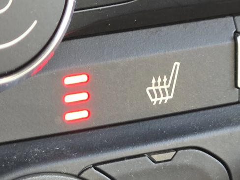 Used 2019 RAM 1500 Big Horn image 9