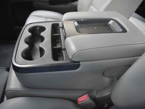 Used 2018 Chevrolet Silverado 3500 W/T RWD image 20