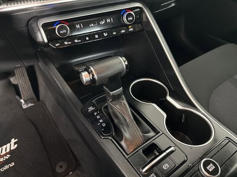 Used 2023 Kia K5 LXS image 21