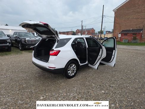 Used 2020 Chevrolet Equinox LT FWD image 32