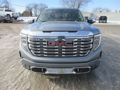 New 2026 GMC Sierra 1500 Denali w/ Denali Reserve Package image 12