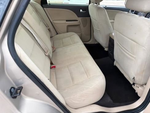 Used 2008 Ford Taurus SEL FWD image 9