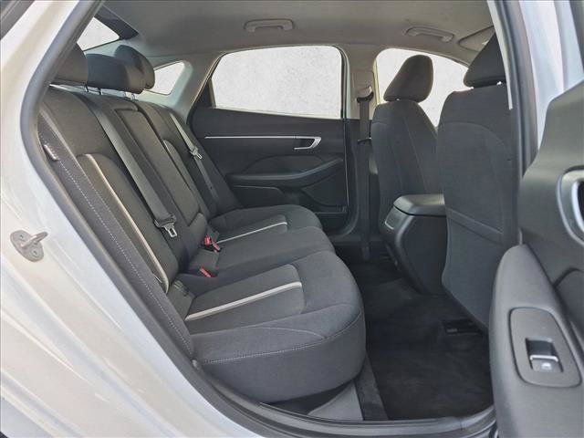 Used 2025 Hyundai Sonata SEL FWD image 18