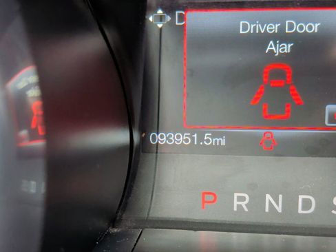 Used 2021 Ford Mustang GT RWD image 22