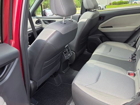 Used 2025 Subaru Forester Premium w/ Convenience Package #2 AWD/4WD image 5