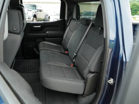Used 2022 Chevrolet Silverado 1500 Custom AWD/4WD image 9