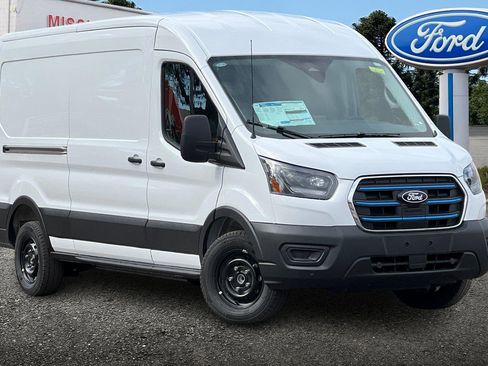 New 2026 Ford E-Transit 148 Medium Roof w/ Load Area Protection Package image 2