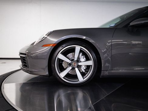 Certified 2020 Porsche 911 Carrera image 11