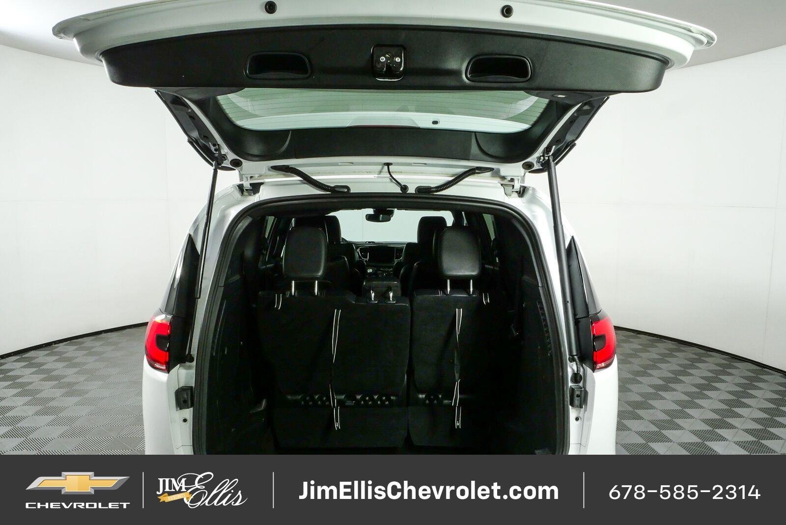 Used 2022 Chrysler Pacifica Touring-L w/ S Appearance Package FWD image 29