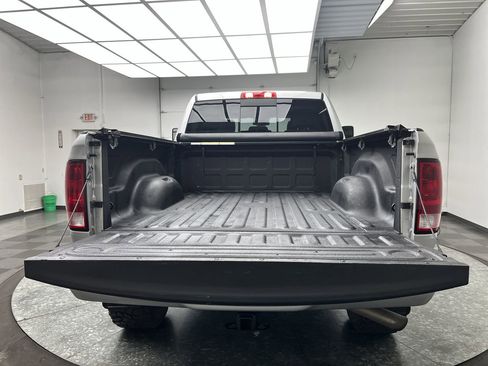 Used 2018 RAM 2500 Big Horn w/ Sport Appearance Group image 31