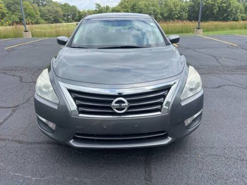Used 2015 Nissan Altima 2.5 S w/ Special Edition Package FWD image 4