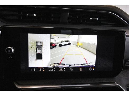 Used 2024 GMC Sierra 1500 Denali AWD/4WD image 25