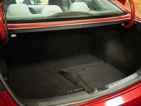 Used 2020 Hyundai Elantra SE FWD image 7