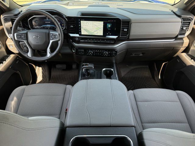 Used 2025 Chevrolet Silverado 1500 LT Trail Boss w/ Convenience Package II AWD/4WD image 11