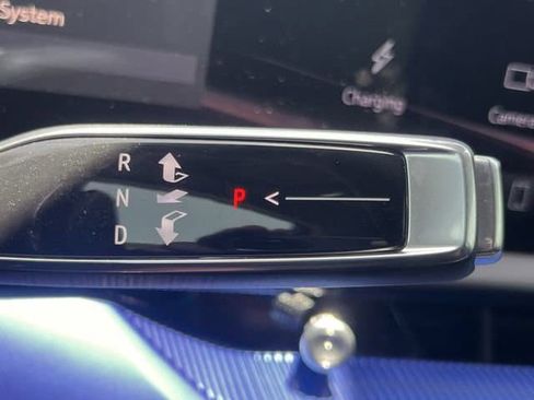 New 2026 Cadillac Optiq V w/ Magnus Launch Edition AWD/4WD image 17