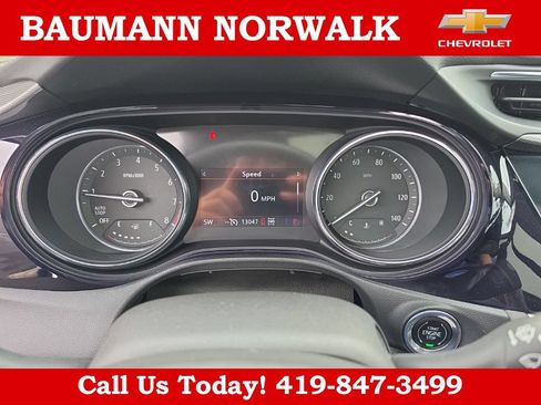 Used 2022 Buick Encore GX Essence w/ Experience Buick Package AWD/4WD image 35