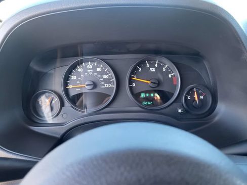 Used 2011 Jeep Patriot Sport w/ Tire & Wheel Group AWD/4WD image 14