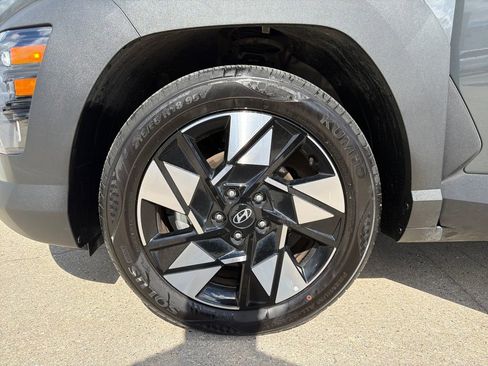 Used 2025 Hyundai Kona SEL image 29