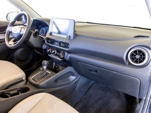 Used 2023 Hyundai Kona SEL image 27