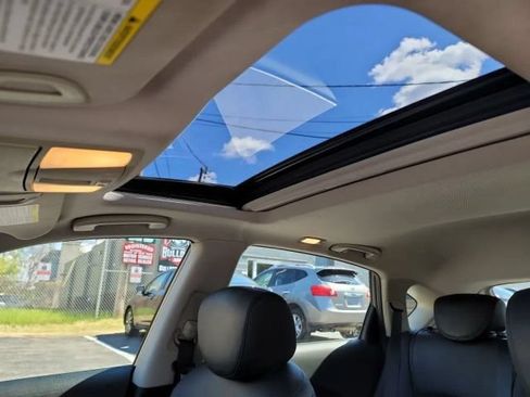 Used 2017 INFINITI QX50 AWD w/ Premium Plus Package image 29