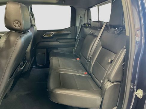 Used 2022 Chevrolet Silverado 1500 LTZ w/ LTZ Premium Package AWD/4WD image 26