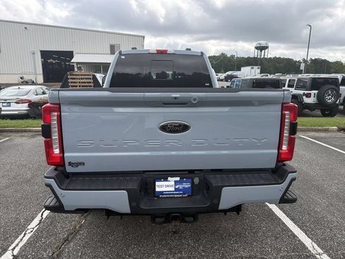 Used 2024 Ford F350 Lariat w/ Lariat Ultimate Package AWD/4WD image 6