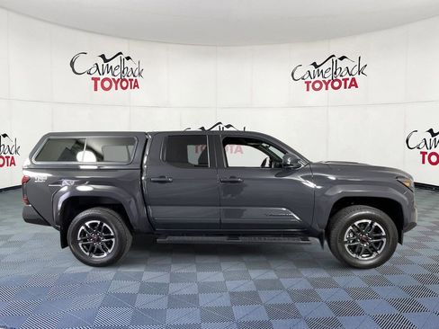 Used 2025 Toyota Tacoma TRD Sport AWD/4WD image 8