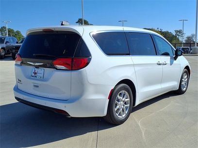 New 2026 Chrysler Voyager LX