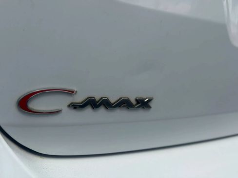 Used 2015 Ford C-MAX SE FWD image 10