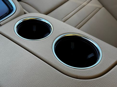 Certified 2023 Porsche Panamera AWD/4WD image 24