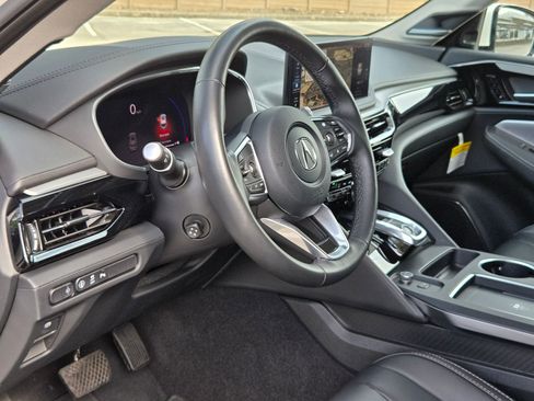 Used 2025 Acura MDX SH-AWD w/ Technology Package image 12