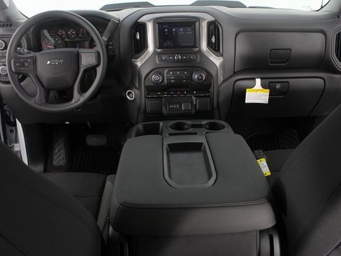 New 2026 Chevrolet Silverado 1500 Custom Trail Boss image 9