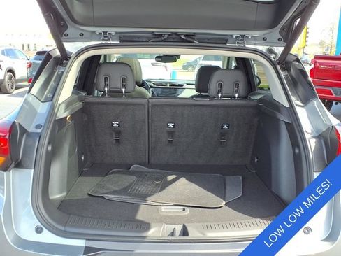 Used 2023 Buick Encore GX Essence w/ Experience Buick Package FWD image 23