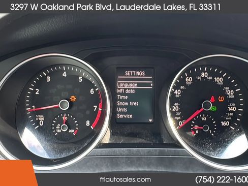 Used 2017 Volkswagen Jetta SE image 45