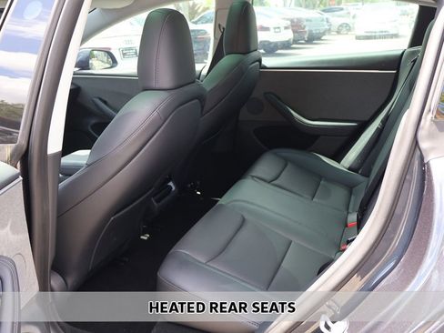 Used 2025 Tesla Model 3 Long Range RWD image 9